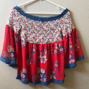 Vici dolls Off-the-shoulder flowy top